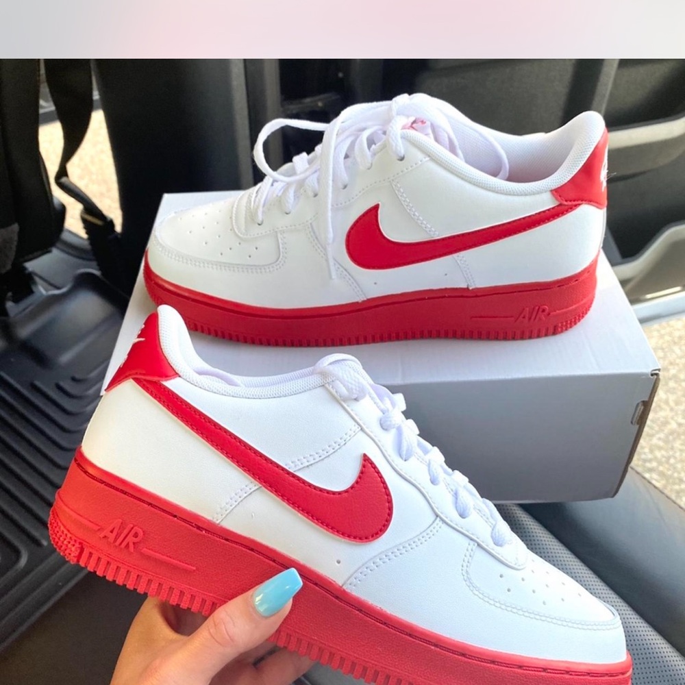 Nike Women's Athletic Shoes White and Red